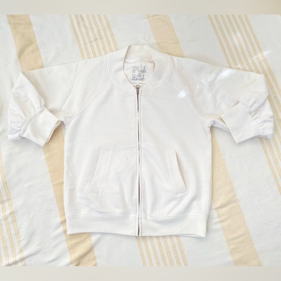 Victoria’s Secret (Plush & Lush) Fleece Bomber Mid Puffer Sleeve *Note on spot - Picture 6 of 16